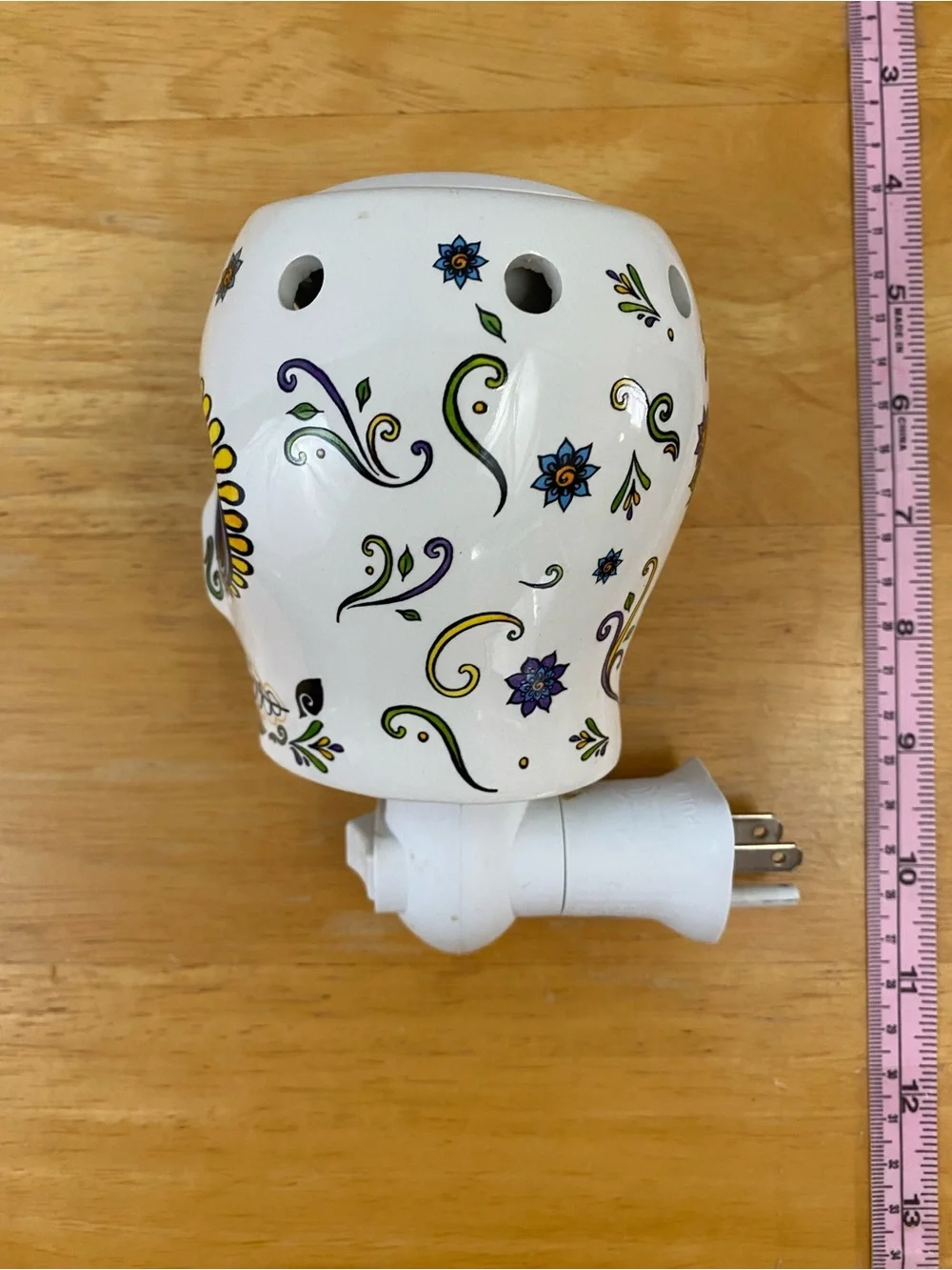 Día de los Muertos / Day of the Dead Sugar Skull PlugIn Wax Warmer